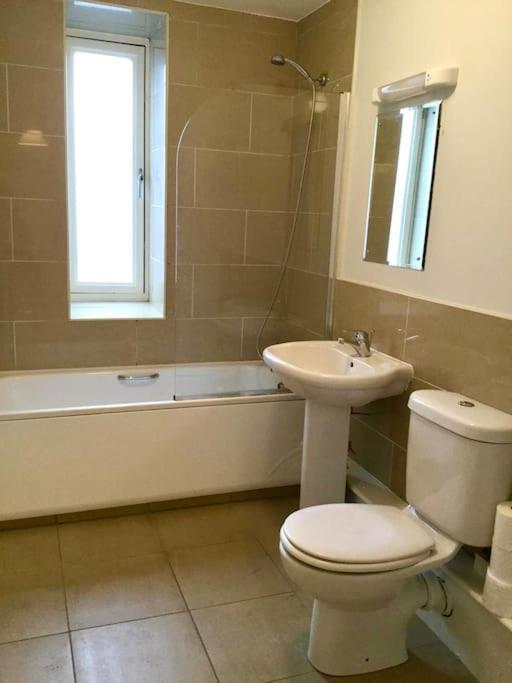 Dublin Centre Stay Next To Temple Bar 3 Bed Apt Luaran gambar